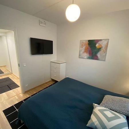 Modern Two Bedroom Apartment Near Helsinki Airport 반타 외부 사진