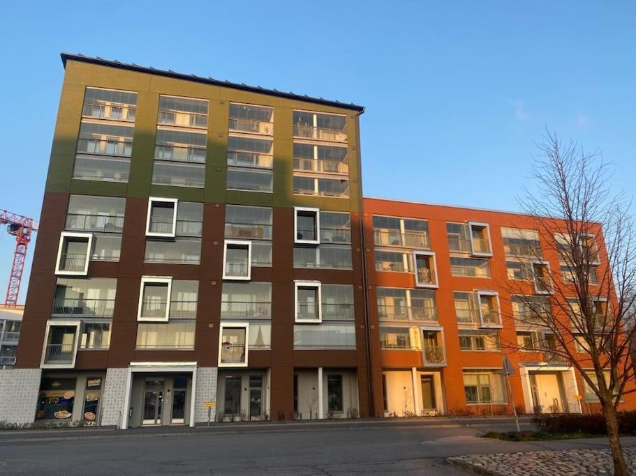 Modern Two Bedroom Apartment Near Helsinki Airport 반타 외부 사진